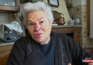 Pistoia, 82enne picchiata e rapinata in casa