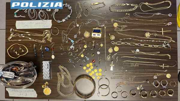 razzie nelle case del padovano presa banda di albanesi