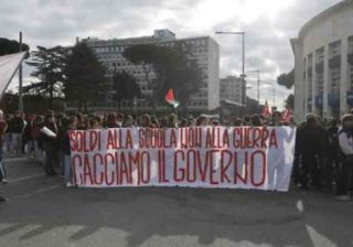 "No Meloni Day", studenti