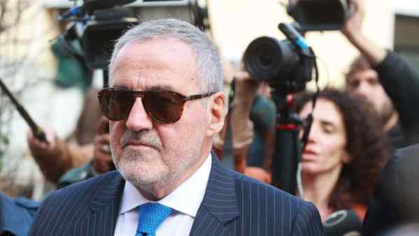 Caso Garlasco, ex procuratore Venditti contro i pm: “Maledetti” Caso Garlasco, ex procuratore Venditti contro i pm: “Maledetti”