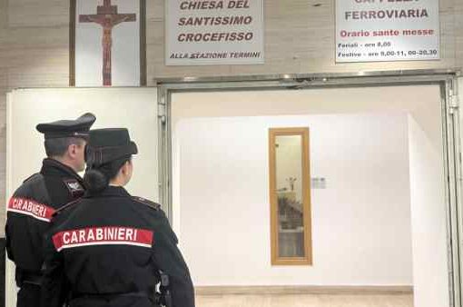 carabinieri cappella a Roma Termini