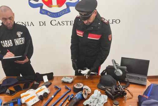 carabinieri refurtiva
