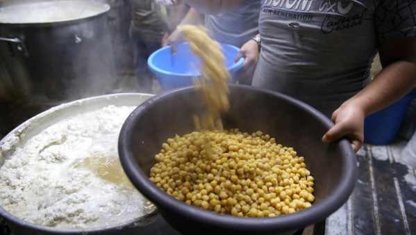 “Menu palestinese” ai bambini della primaria: l’ultima trovata del centrosinistra “Menu palestinese” ai bambini della primaria: l’ultima trovata del centrosinistra