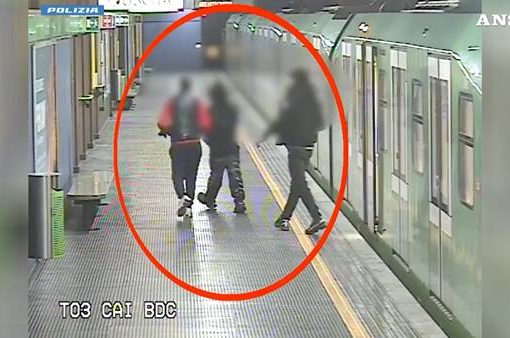 Milano rapine nella metro