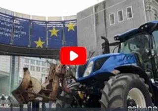 protesta degli agricoltori davanti al Parlamento UE