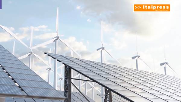 Rinnovabili in frenata:  27% nel 2025