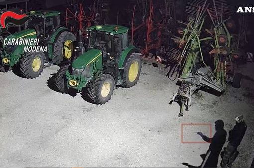 trattori rubati