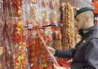 guardia di finanza articoli cinesi