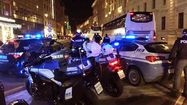 Roma, due aggressioni in zona di Termini: uomo in fin di vita