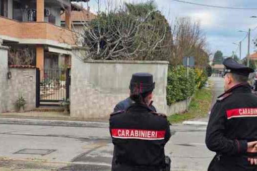 carabinieri rapina in villa