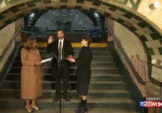 Mamdani ha giurato sul Corano