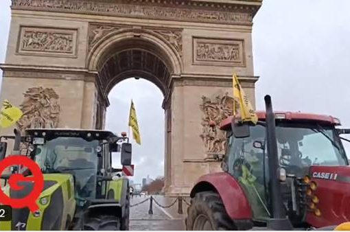 Parigi invasa dai trattori