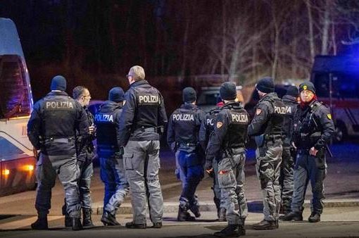 sparatoria Milano polizia