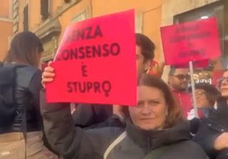 Roma, protesta contro il ddl stupri