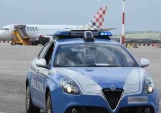 polizia espulsione