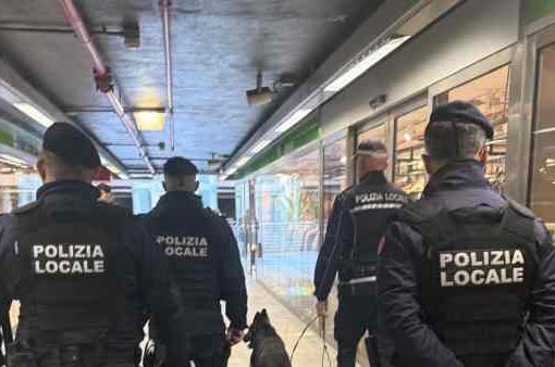 polizia locale metro