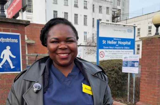 L'infermiera cristiana Jennifer Melle