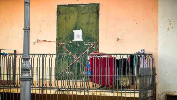 Bimba morta per sevizie e stenti, zii affidatari arrestati per omicidio aggravato