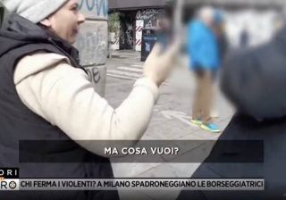 borseggiatrice aggredisce giornalista Mediaset