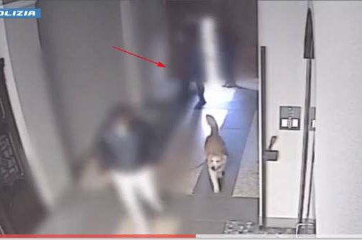 Milano, rapina di orologio