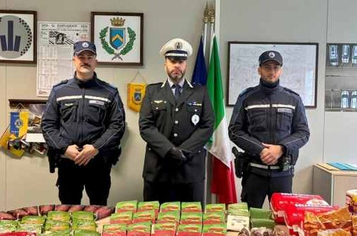 carico di salumi e formaggi rubati