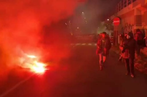 Violenze al corteo contro Milano-Cortina