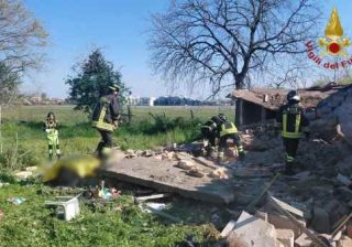 esplosione casolare parco degli Acquedotti