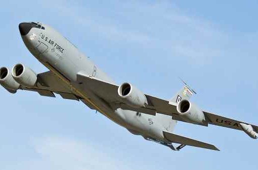 aereo da rifornimento KC-135