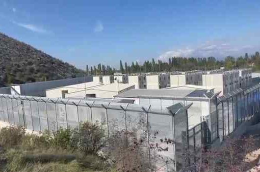 centro per migranti in Abania