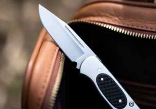 coltello a serramanico