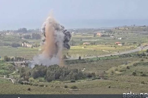 Libano, bombardato il ponte di Qasmiyeh