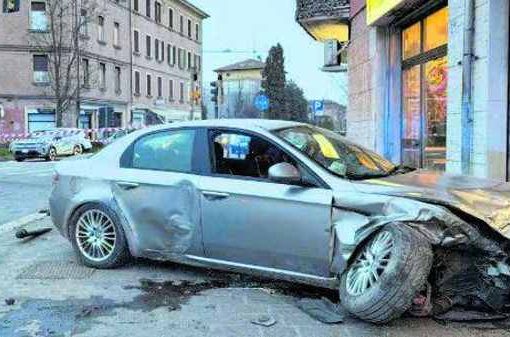 Modena, 4 nomadi sull'auto pirata che ha ucciso un'anziana
