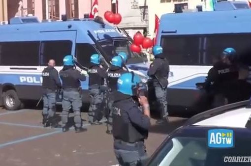 antifascisti lancviano sterco