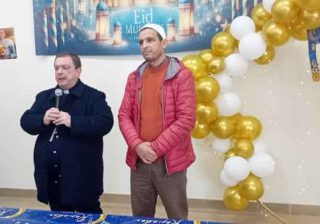 imam fa proselitismo in chiesa