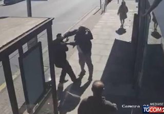 Londra, due persone accoltellate nel quartiere ebraico