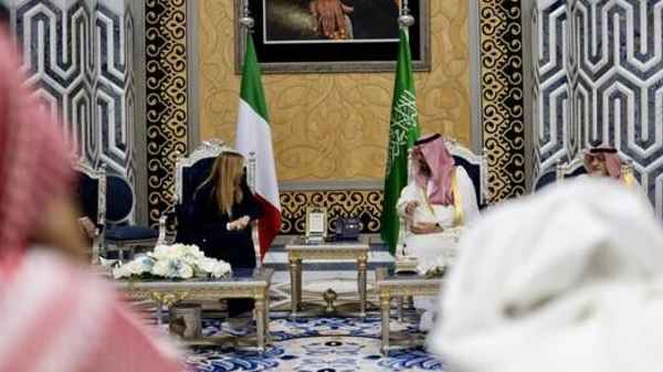 Meloni: “Missione nel Golfo per solidarietà e approvvigionamenti”