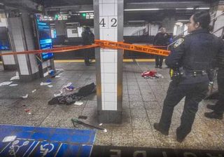 New York, attacco con machete a Grand Central Station
