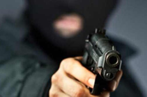 rapina con pistola
