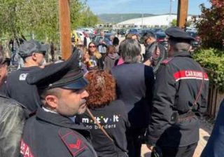 Attivisti di "Tumulto pride" contro evento di Futuro Nazionale