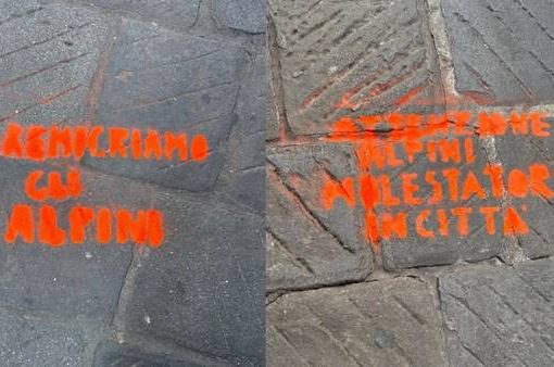 Genova, scritte con insulti gli alpini