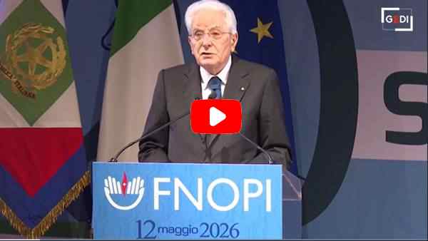 Mattarella: “Si cerca di derubricare il Covid a leggera influenza con sprezzo dei defunti”