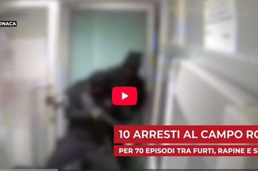 blitz dei carabinieri nel campo rom di Caivano