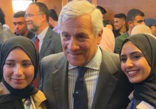 Tajani e studenti palestinesi