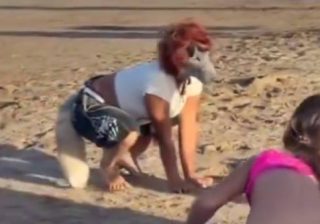 Si identifica con un animale