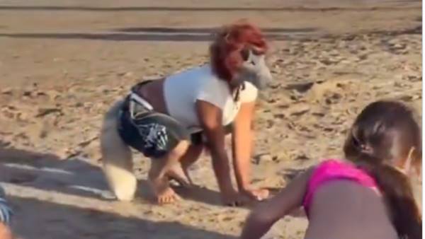 Si identifica con un animale