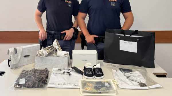 Roma, corriere “svaligiato” durante le consegne: arrestato cubano