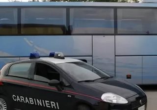 carabinieri bus