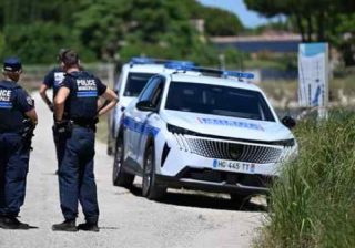 Francia, donna di 86 anni trovata morta con la gola tagliata