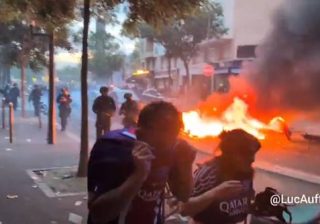 devastazioni Parigi