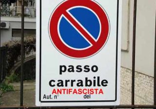 passo carrabile antifascista